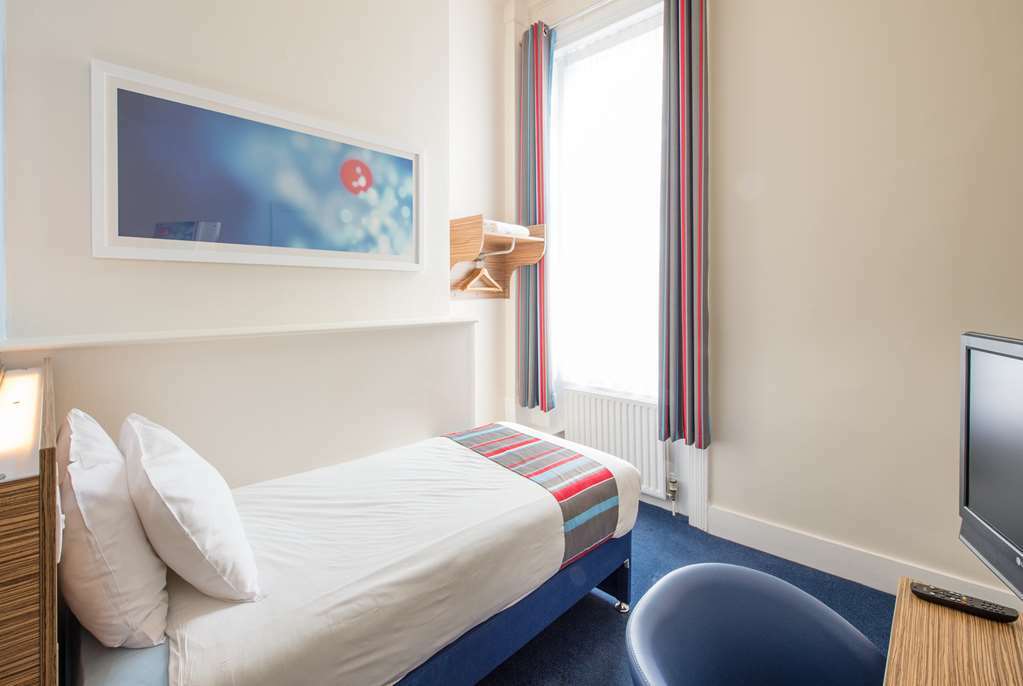 Premier Inn Worthing Seafront Phòng bức ảnh